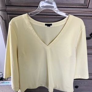 Ann Taylor Pale Yellow V-Neck Elbow Sleeve Top